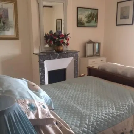 5-bedroom House With Pool At Edge Of Small Village * Laparade